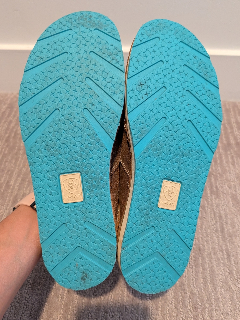 Turquoise and Coral Southwestern/Aztec/Geometric Ariat Cruisers - Picture 5 of 6
